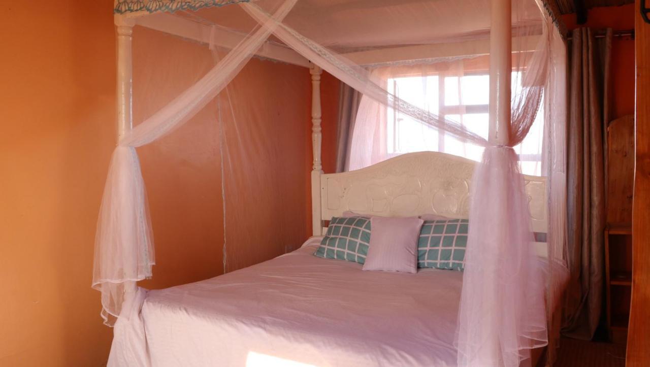 דירות Amboseli Redhouse מראה חיצוני תמונה